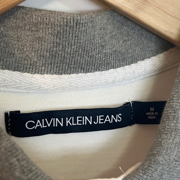 Calvin Klein collard shirt - Picture 3 of 4